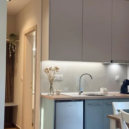 דירה 3triaina Upstairs *